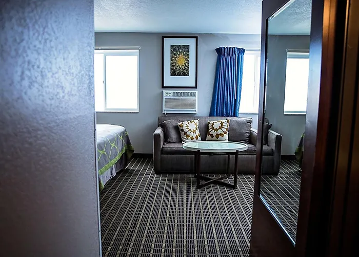 Hotel Super 8 By Wyndham 2*