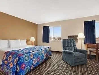 Super 8 By Wyndham