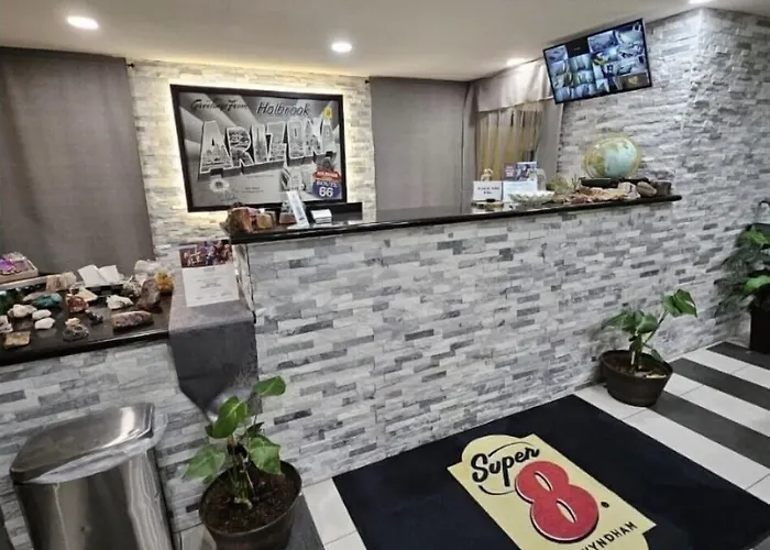 Hotel Super 8 By Wyndham 2*